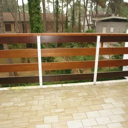 Row House With Garden For 8 Guests In Lignano Pineta 빌라 리그나노 사비아도로