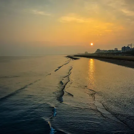 Row House With Garden For 8 Guests In Lignano Pineta Villa Lignano Sabbiadoro