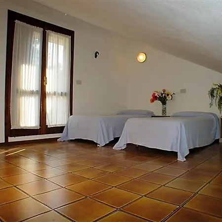 Row House With Garden For 8 Guests In Lignano Pineta لينانو سابيادورو