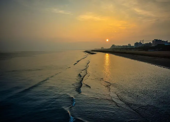 Row House With Garden For 8 Guests In Lignano Pineta Villa Lignano Sabbiadoro