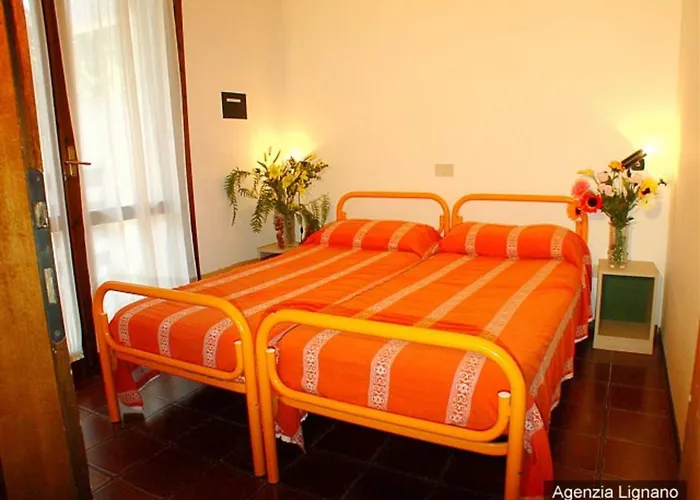 Villa Row House With Garden For 8 Guests In Lignano Pineta Lignano Sabbiadoro